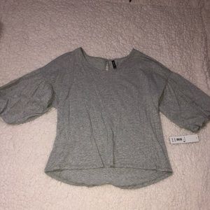 Grey balloon sleeve top